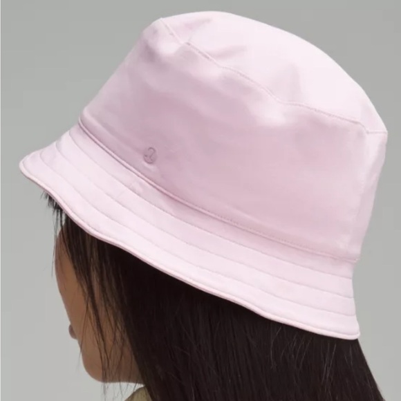 Both Ways Bucket Hat - Picture 3 of 10